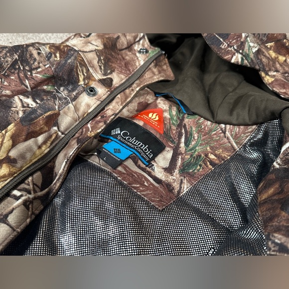 Full Hunting Clothing Kit from Columbia, Cabelas and UnderArmour - Picture 12 of 16